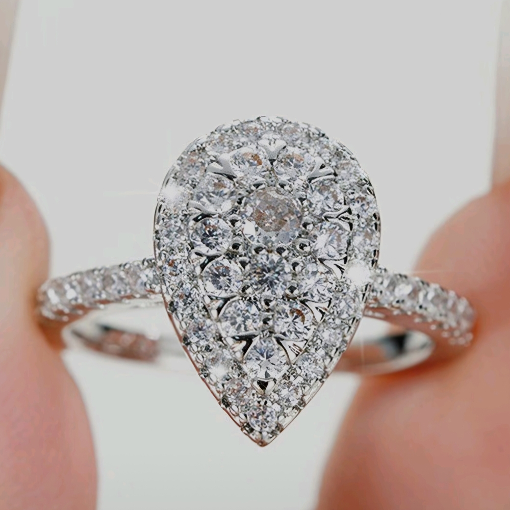 NWOT Petite Faux Silver Diamond Cluster Ring